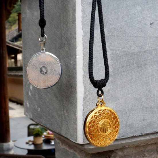 八吉祥光双吊坠