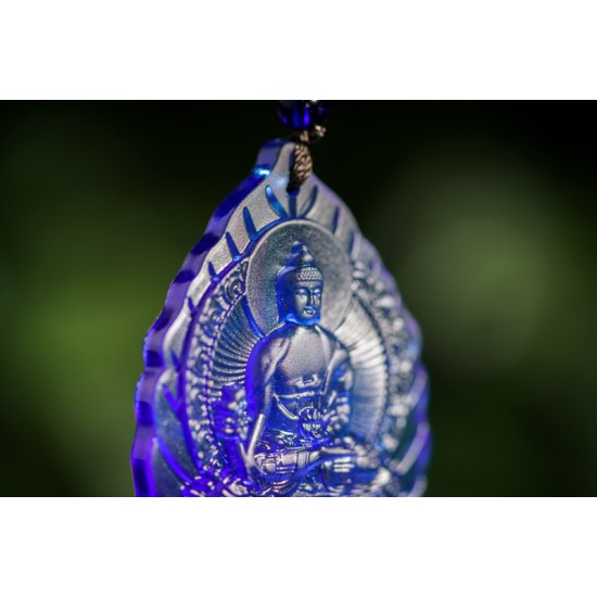 蓝琉璃药师佛吊坠 Blue Glazed Medicine Buddha Pendant