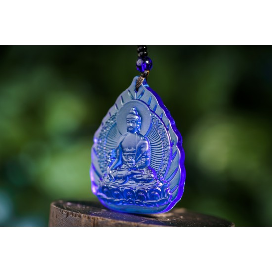 蓝琉璃药师佛吊坠 Blue Glazed Medicine Buddha Pendant