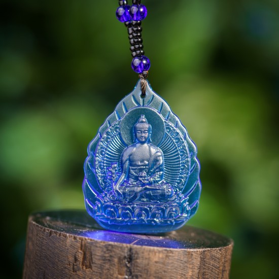 蓝琉璃药师佛吊坠 Blue Glazed Medicine Buddha Pendant