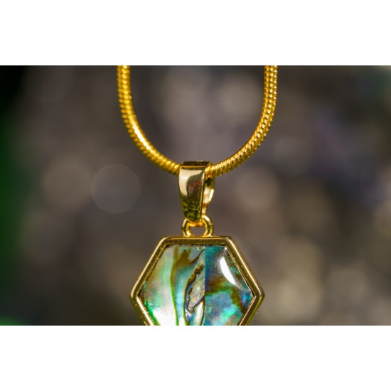 鲍贝壳吊坠 （大卫星）Star of David Pendant with Abalone Shell 