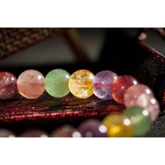 彩色超八手链 Colourful Super Eight 彩色超八手链 Colourful Super Eight