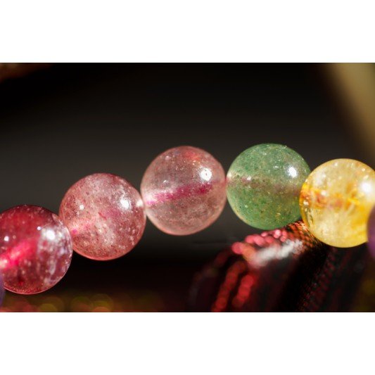 彩色超八手链 Colourful Super Eight 彩色超八手链 Colourful Super Eight