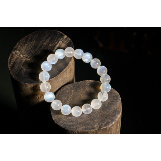 高等蓝月光手链 Blue Moonstone Bracelet