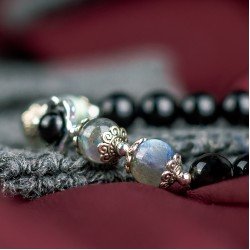 黑曜石+拉长石手链 Mix Crystal Bracelet (Obsidian + Labradorite) 黑曜石+拉长石手链 Mix Crystal Bracelet (Obsidian + Labradorite)