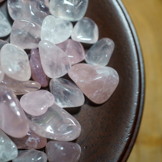 消磁碎水晶：粉水晶 Tumbled Rose Quartz