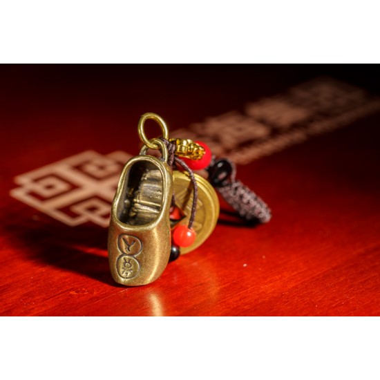 五帝贵人鞋 Pendant of Chinese ancient coins and shoes