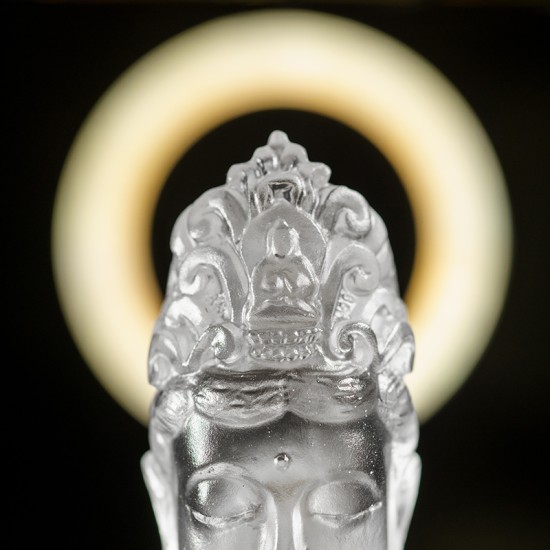 古法琉璃观音 Avalokitesvara Clear Statue (Ancient Glazed Glass)