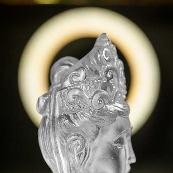 古法琉璃观音 Avalokitesvara Clear Statue (Ancient Glazed Glass)