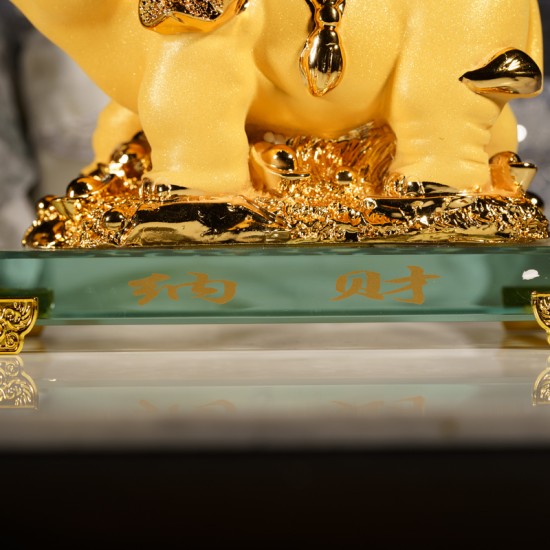 招财纳财象  Elephant of Hook and Gather Wealth (Golden Sanded)