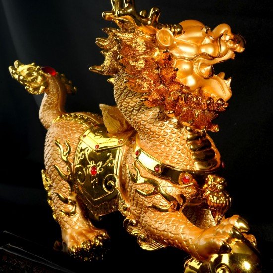 镇宅旺财金麒麟 Feng Shui Prosperous Wealth Golden Kirin